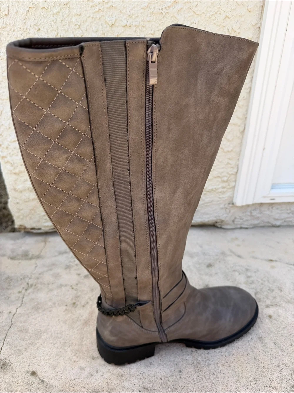Torrid Women's Grey Faux Leather Quiltes Wide Calf Chain Moto Boots Size 10